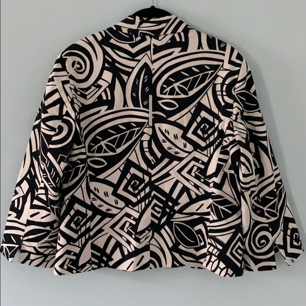 Louben Patterned Blazer - Picture 4 of 5